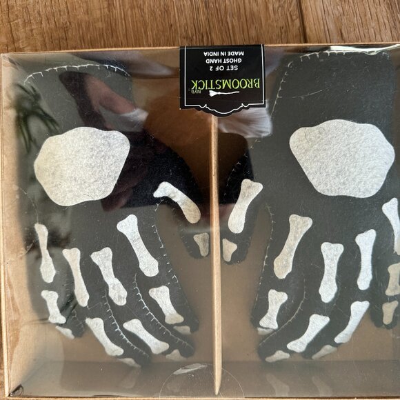 BROOMSTICK SET OF 2 CREEPY BLK/WHITE GHOST HANDS NEW - Picture 1 of 4